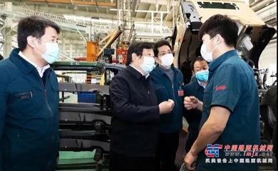 譚旭光深入山東濟(jì)寧地區(qū)企業(yè)開(kāi)展市場(chǎng)調(diào)研，助推山推高質(zhì)量發(fā)展